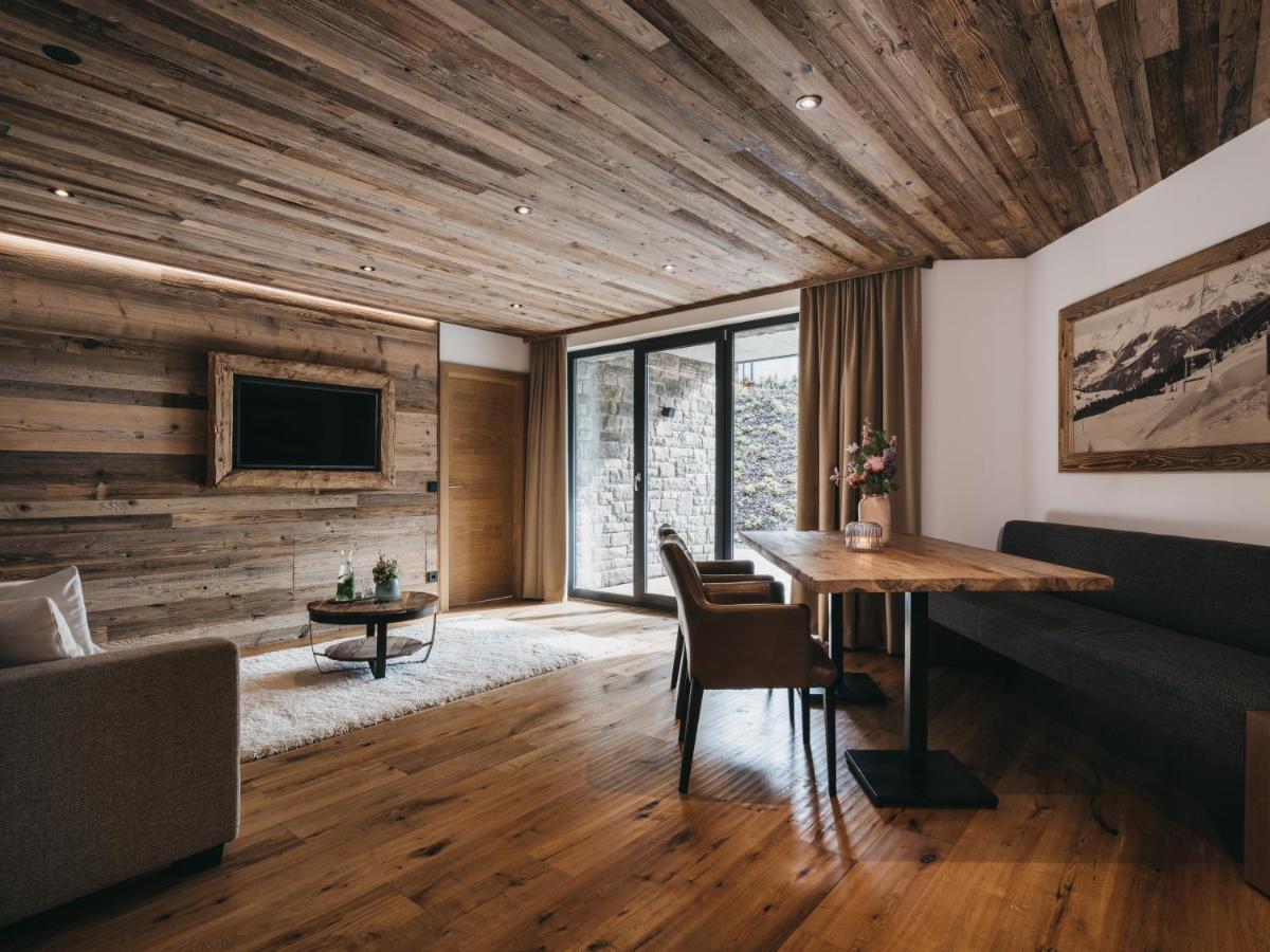 VAYA Fieberbrunn fine living resort Eksteriør bilde